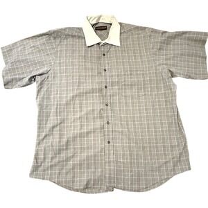 Donald J Trump Signature Collection Plaid Short Sleeve Button Up Shirt‎